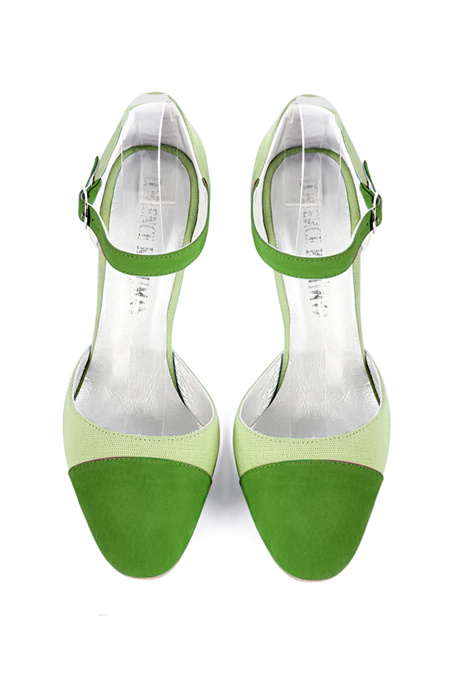 French elegance and refinement for these grass green dress open side shoes, with an instep strap, 
                available in many subtle leather and colour combinations. Its high vamp and fitted strap will give you good support.
To personalize or not, according to your inspiration and your needs.  
                Matching clutches for parties, ceremonies and weddings.   
                You can customize these shoes to perfectly match your tastes or needs, and have a unique model.  
                Choice of leathers, colours, knots and heels. 
                Wide range of materials and shades carefully chosen.  
                Rich collection of flat, low, mid and high heels.  
                Small and large shoe sizes - Florence KOOIJMAN